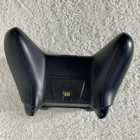 Xbox One Wireless Controller - Picture 10 of 13